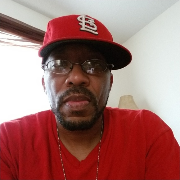 Meet your Posher, Foster - Picture 3 of 4